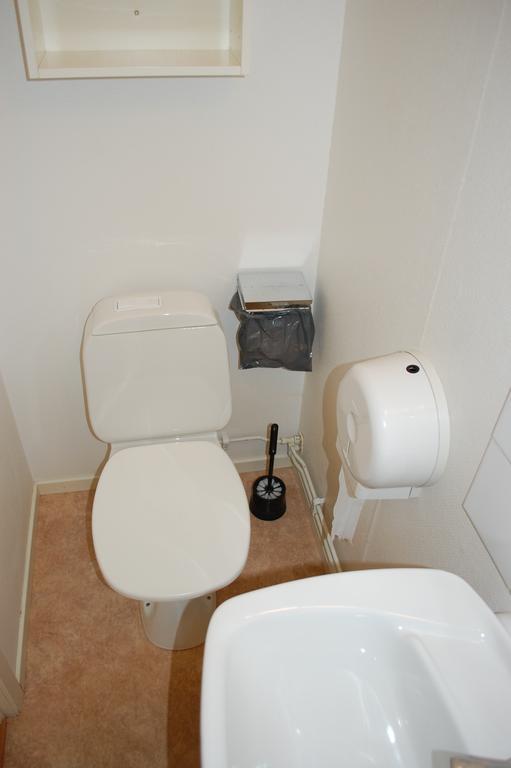 Allegarden Kastloesa Vandrarhem Room photo